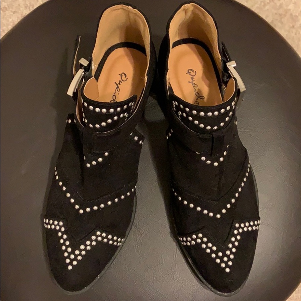 Qupid, black suede-like studded booties
